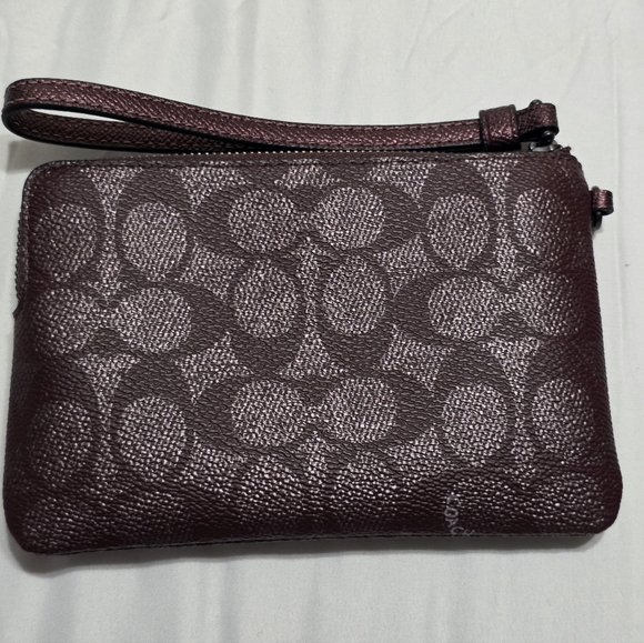 Coach Corner Zip Wristlet bag - Picture 7 of 13